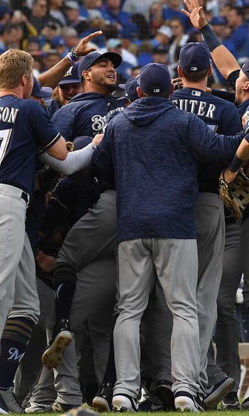 PHOTOS: Brewers clinch first division title since 2011